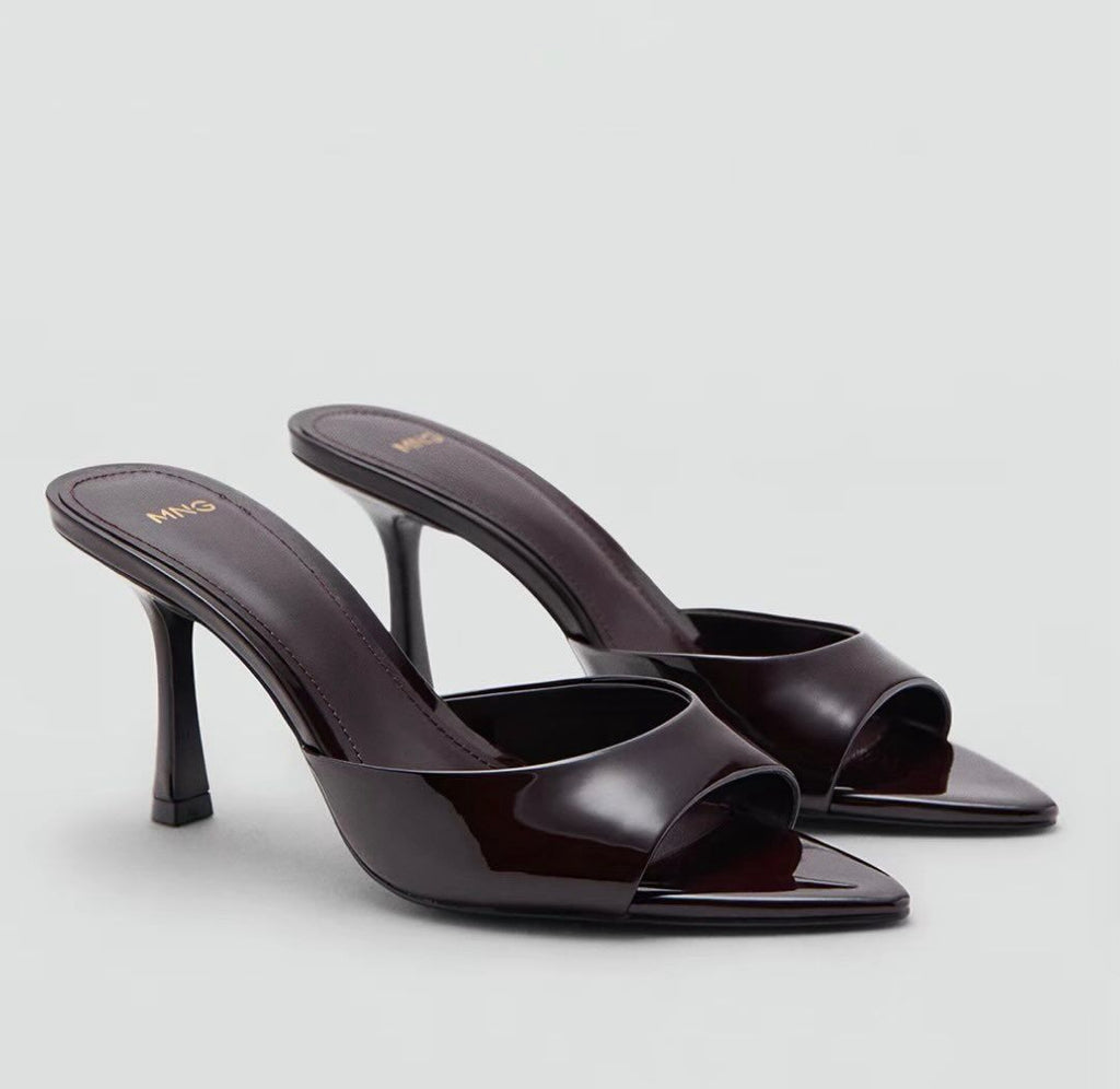 Womens shoes